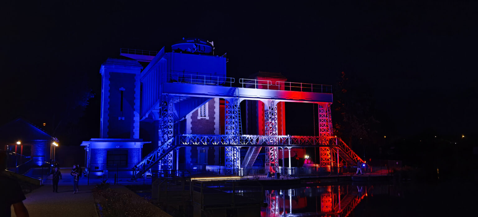 mise en lumière de l’ascenseur à bateaux