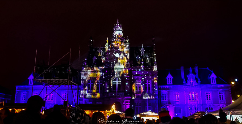 Vidéo-mapping marché de Noël Arques 2022 – Projection lumineuse sur la mairie